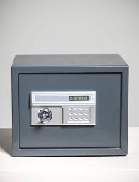 safe locksmith near me